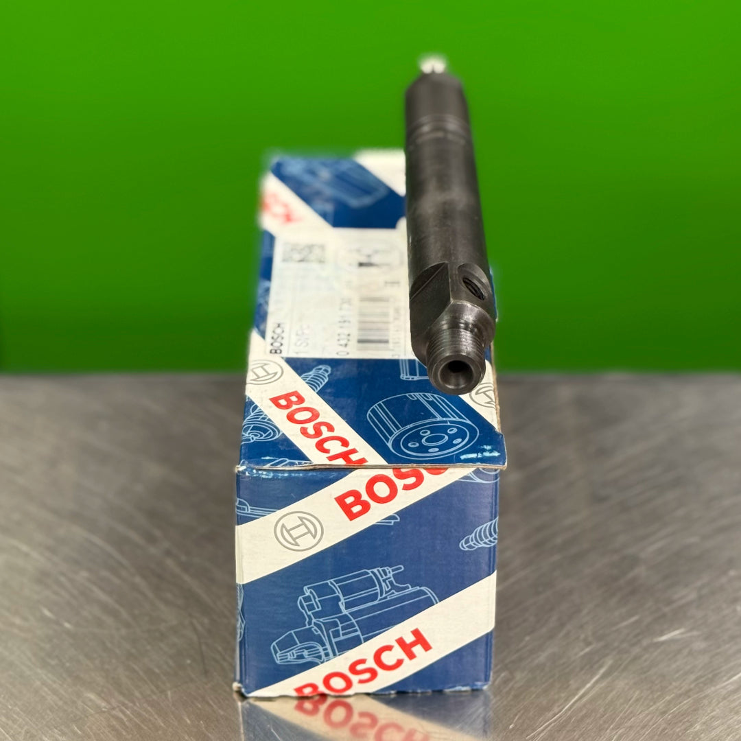 Top view of Bosch 0432191730 injector fuel inlet connection for Volvo TD103 engines