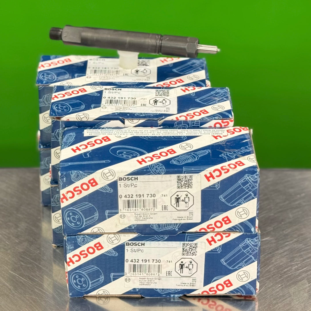 Six boxed Bosch 0432191730 injectors front view - complete engine set for Volvo FL10 F10 NL10