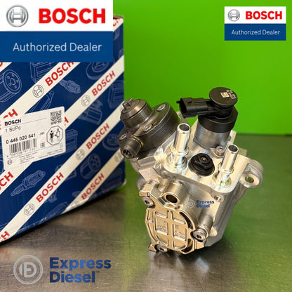 Bosch 0445020541 CP4 pump - fuel outlets top view