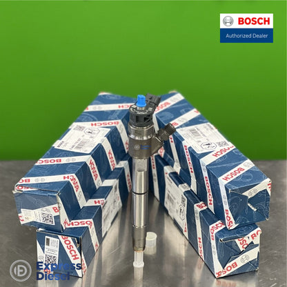Complete set of 4 Bosch 0445110657 common rail injectors OE 5801790338 for one 3.4L F5 four-cylinder diesel engine with genuine Bosch packaging
