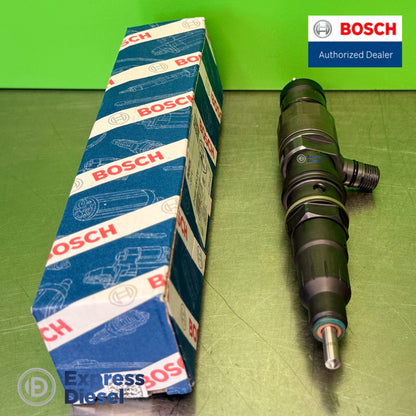 Bosch 0445120270 injector – side view next to Bosch box
